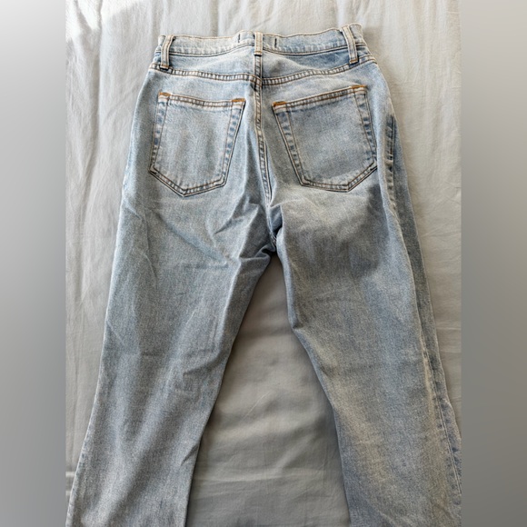 Abercrombie Ultra High Rise 90’s Slim Straight Jeans - Picture 4 of 4